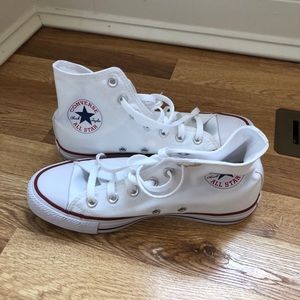 NWOT Converse White High Top Tennis Shoes 7